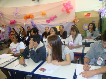 Pessoas de todas as idades participaram do evento